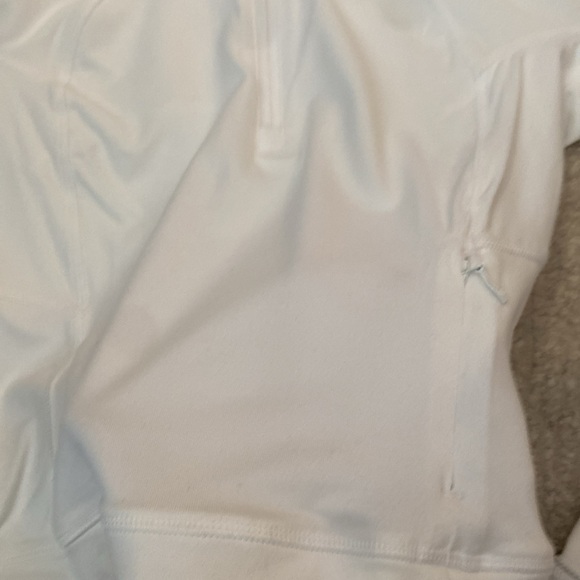 It’s rulu cropped half zip size 0 - Picture 2 of 7